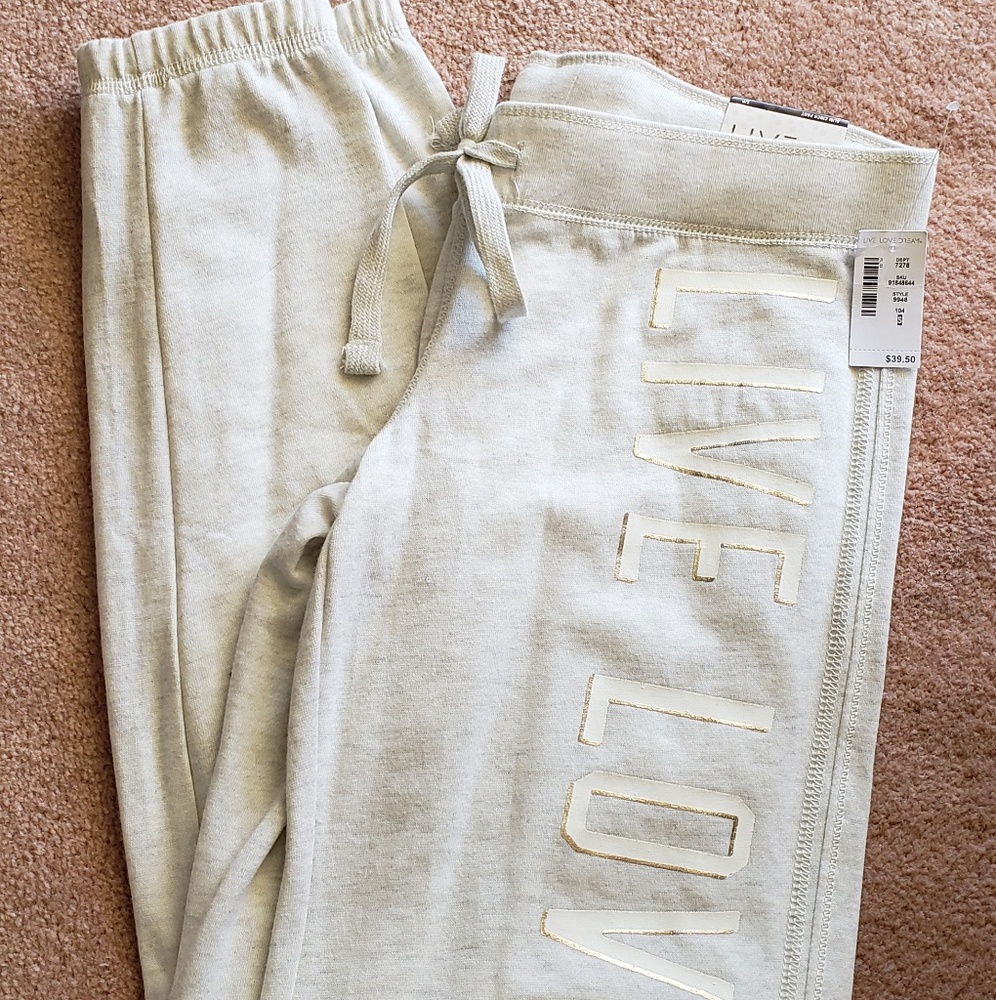NWT Live Love Dream (Aero) Slim Cinch Sweatpants